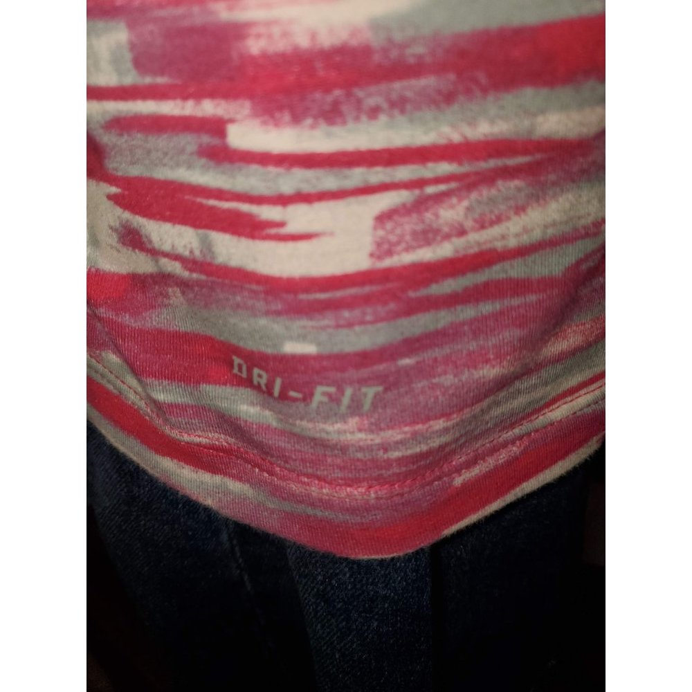 Nike Women's Dri Fit Active Tank with attached bra Sz S in Pink/Gray - Picture 3 of 10